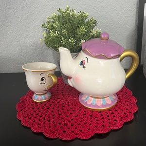 Mrs. Potts Tea Pot and Chip Mug set